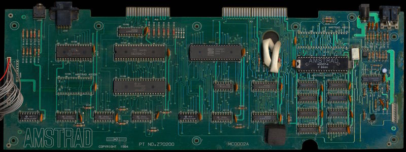 File:Amstrad CPC464 Z70200 MC0002A PCB Top.jpg